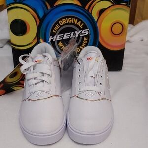 Heelys Pro 20 Wheeled Skate Shoes